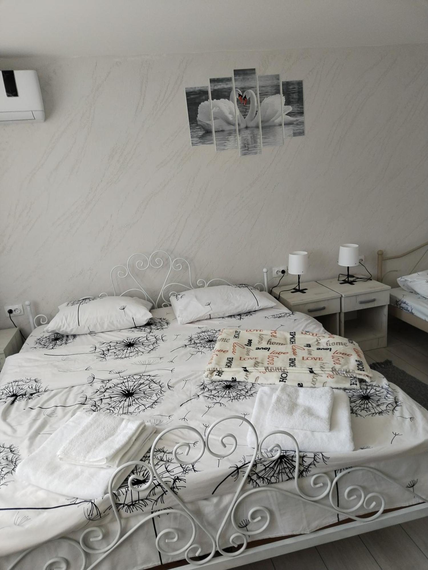 Hit Apartment Pacir